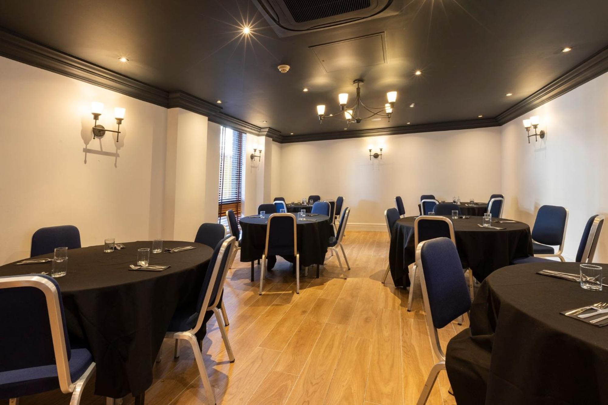 Holiday Inn - Glasgow Airport By Ihg Paisley Ngoại thất bức ảnh