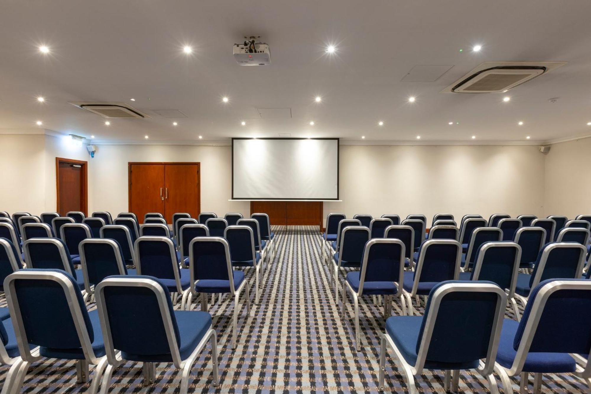 Holiday Inn - Glasgow Airport By Ihg Paisley Ngoại thất bức ảnh